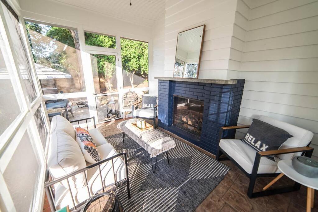 Holiday home Elizabeth Bungalow, Fenced Yard, Fireplaces, Grill